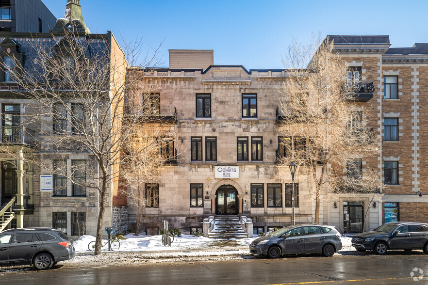 418 Rue Sherbrooke E, Montréal, QC à louer - Photo de l’immeuble – Image 1 sur 7