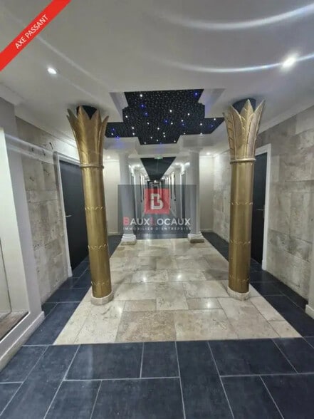 Bureau dans Éguilles à louer - Hall d’entrée – Image 2 sur 3