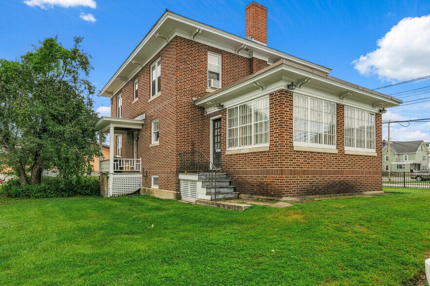 93 Roxbury St, Keene, NH à vendre - Photo de l’immeuble – Image 3 sur 26