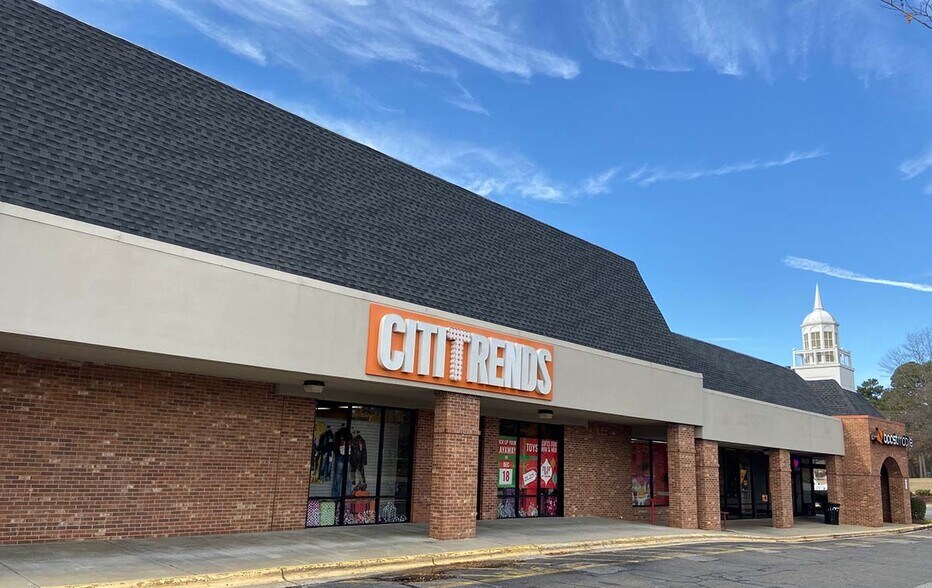 3901-3911 Capital Blvd, Raleigh, NC à louer - Photo de l’immeuble – Image 3 sur 4