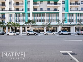Plus de détails pour 2001 Hollywood Blvd, Hollywood, FL - Local commercial à louer