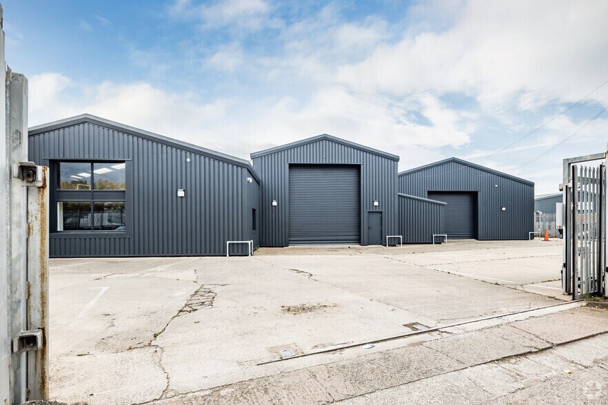 Tan House Lane, Widnes à louer - Photo de l’immeuble – Image 3 sur 5