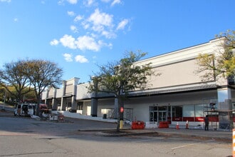 100 Triangle Ctr, Yorktown Heights, NY à louer Photo intérieure– Image 2 sur 10