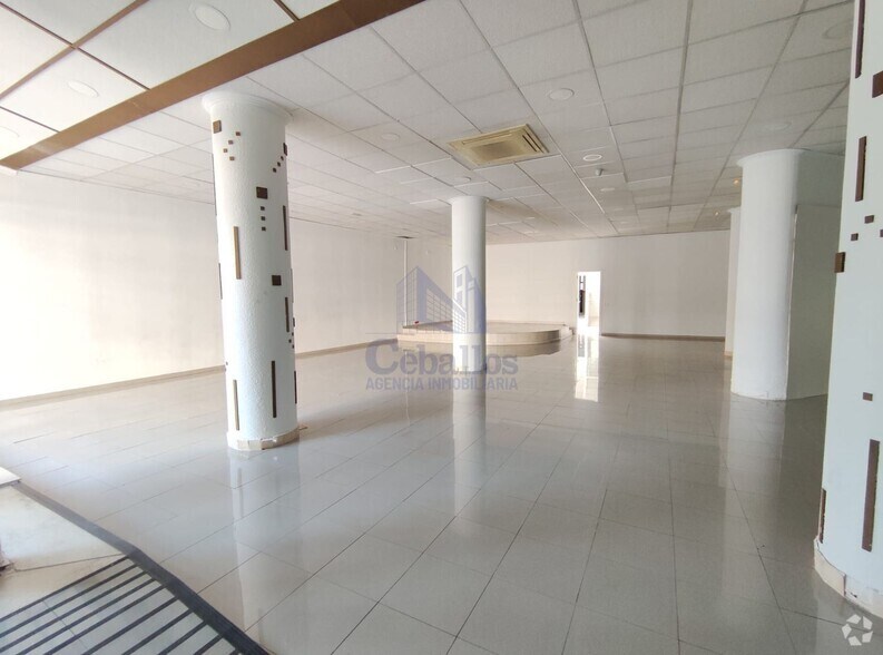Immeuble residentiel dans Guadalajara, Guadalajara à vendre - Photo intérieure – Image 1 sur 1