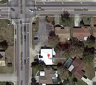 Plus de détails pour 9330 Regency Park Blvd, Port Richey, FL - Bureau à vendre