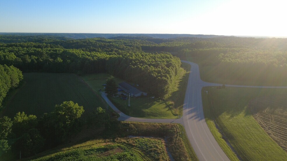 20015 Star Valley Way, Borden, IN à vendre - Photo principale – Image 1 sur 13