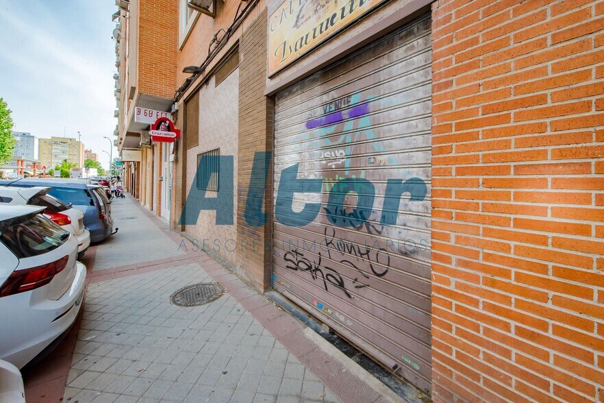 Immeuble residentiel dans Fuenlabrada, Madrid à vendre - Photo de l’immeuble – Image 2 sur 7