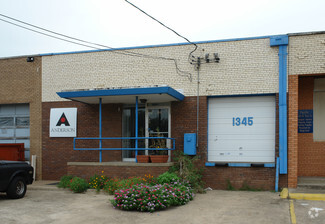 Plus de détails pour 1345 Conant St, Dallas, TX - Local d'activités à louer