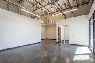 28202-28292 Airoso St, Rancho Mission Viejo, CA à louer Photo intérieure– Image 2 sur 12