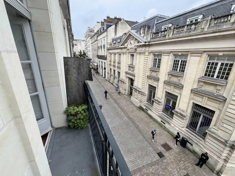 Bureau dans Nantes à louer - Photo de l’immeuble – Image 2 sur 7