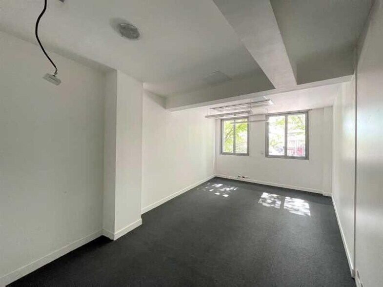 Bureau dans Paris à louer - Photo intérieure – Image 2 sur 8