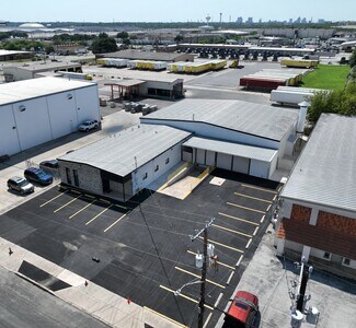 Plus de détails pour 1003 Paulsun Dr, San Antonio, TX - Industriel/Logistique à vendre