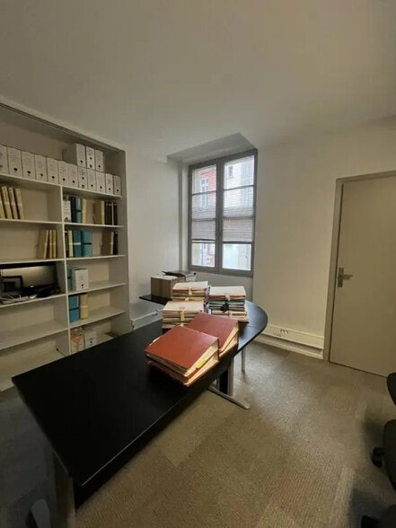 Bureau dans Toulouse à louer - Photo de l’immeuble – Image 3 sur 5