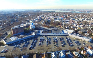 Plus de détails pour 15315-15349 Cross Island Pky, Whitestone, NY - Local commercial à louer
