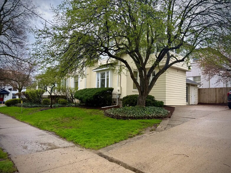 600 W Shiawassee St, Lansing, MI à vendre - Photo principale – Image 1 sur 16