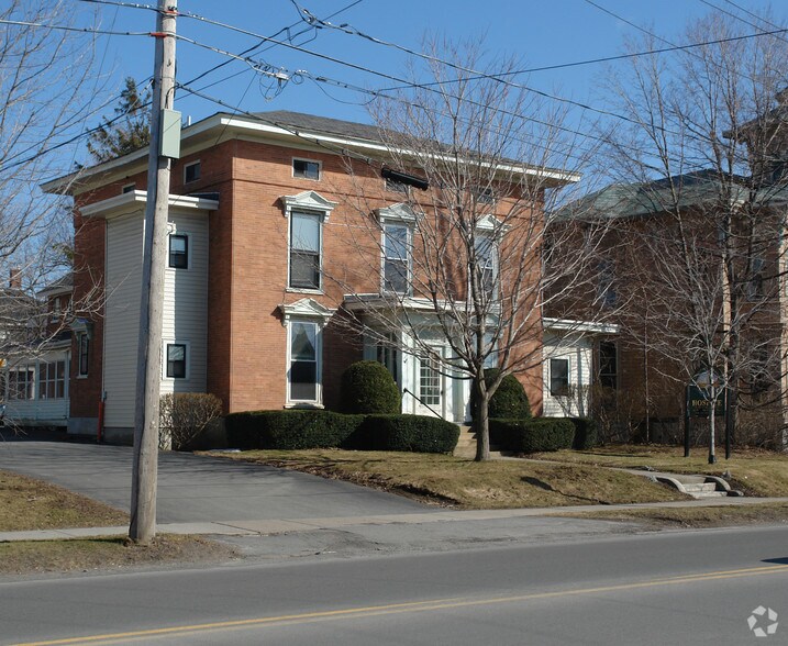 425 Washington St, Watertown, NY à vendre - Photo de l’immeuble – Image 3 sur 5