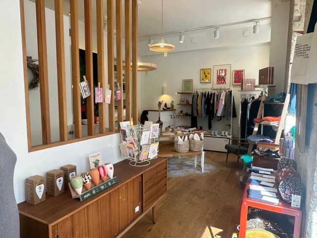 Plus de détails pour 1 Rue Henry Monnier, Paris - Local commercial à louer