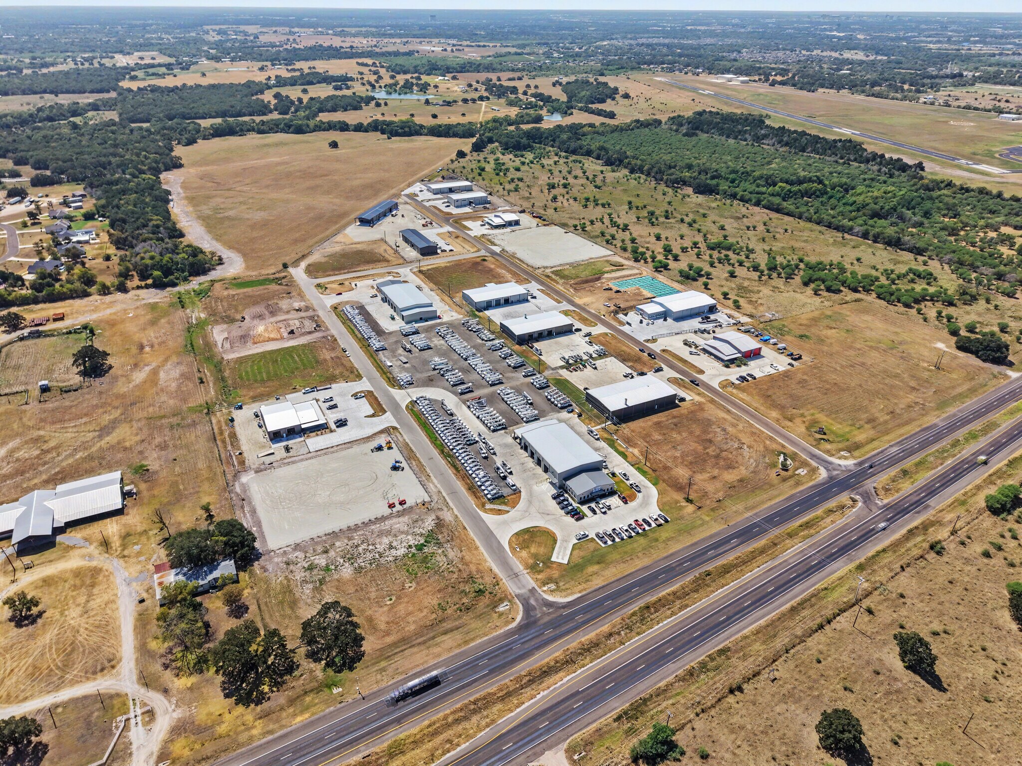 E SH-21, Bryan, TX à vendre Photo de l’immeuble– Image 1 sur 10