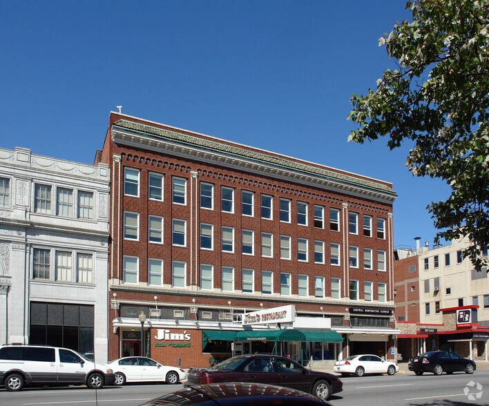 916-924 5th Ave, Huntington, WV à louer - Photo de l’immeuble – Image 3 sur 6