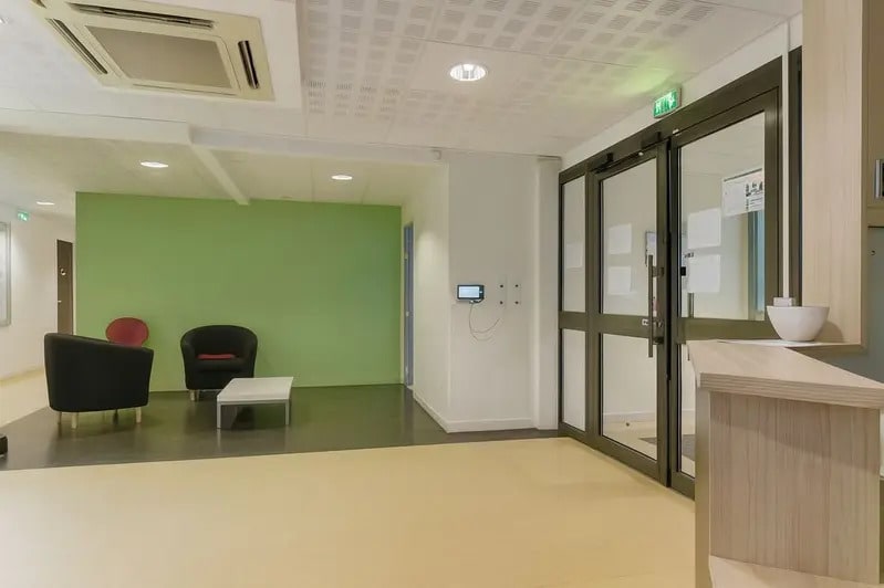 Bureau dans Paris à louer - Hall d’entrée – Image 3 sur 9