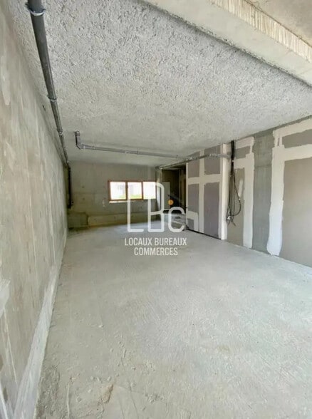 Local commercial dans Nantes à vendre - Photo de l’immeuble – Image 2 sur 11