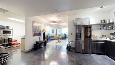11645 Wilshire Blvd, Los Angeles, CA à louer Numérisation 3D Matterport– Image 1 sur 10