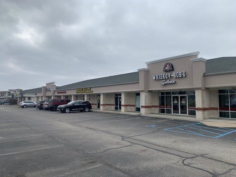 210 Meijer Dr, Lafayette, IN à vendre - Photo de l’immeuble – Image 2 sur 15
