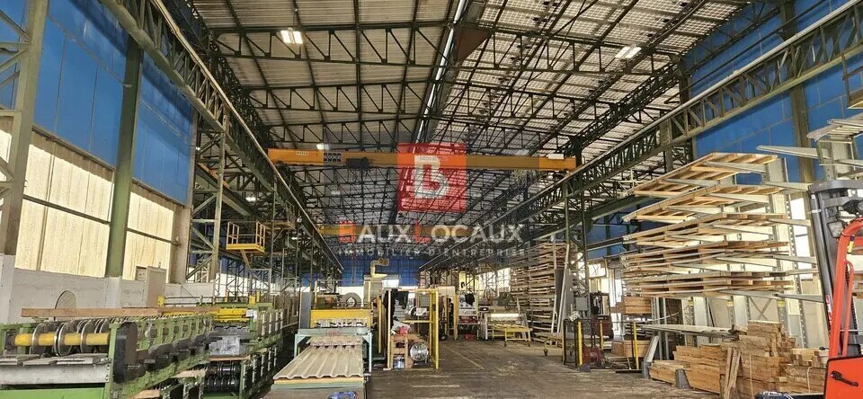 Local d’activités dans Sorgues à louer - Photo de l’immeuble – Image 3 sur 10