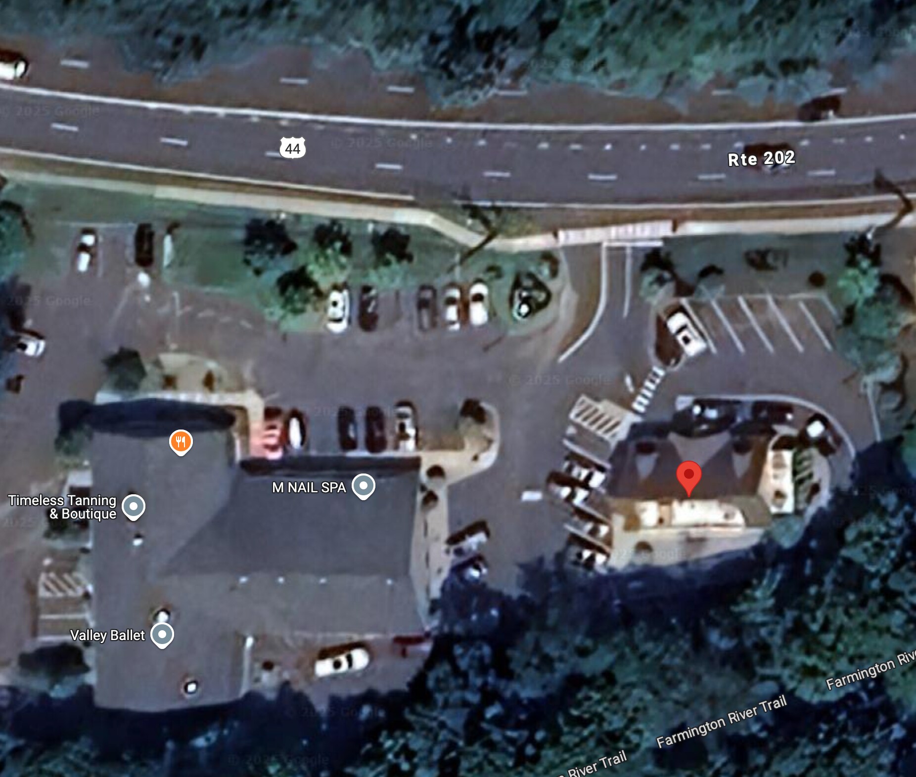 140 Albany Tpke, Canton, CT à louer Photo principale– Image 1 sur 8