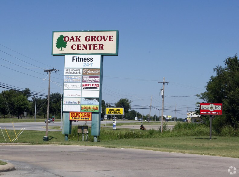 13795 S Ok-51 Hwy, Coweta, OK à louer - Photo de l’immeuble – Image 3 sur 5