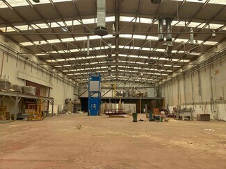 Plus de détails pour Industriel/Logistique à louer