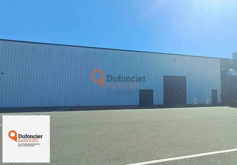 Bureau dans Châtellerault à louer - Photo de l’immeuble – Image 3 sur 6