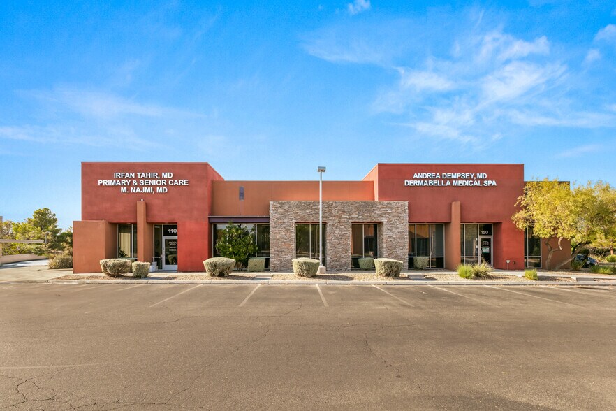 7170 Smoke Ranch Rd, Las Vegas, NV à louer - Photo de l’immeuble – Image 1 sur 35