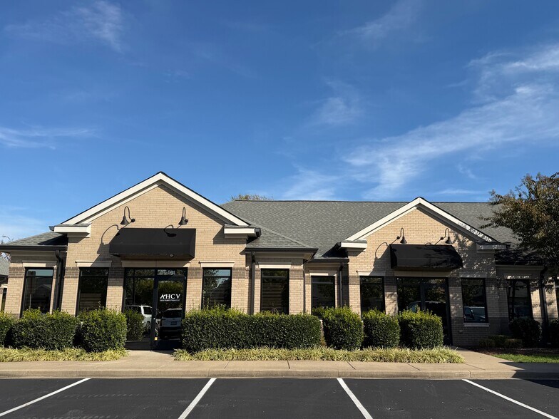 174 Saundersville Rd, Hendersonville, TN à vendre - Photo de l’immeuble – Image 2 sur 12