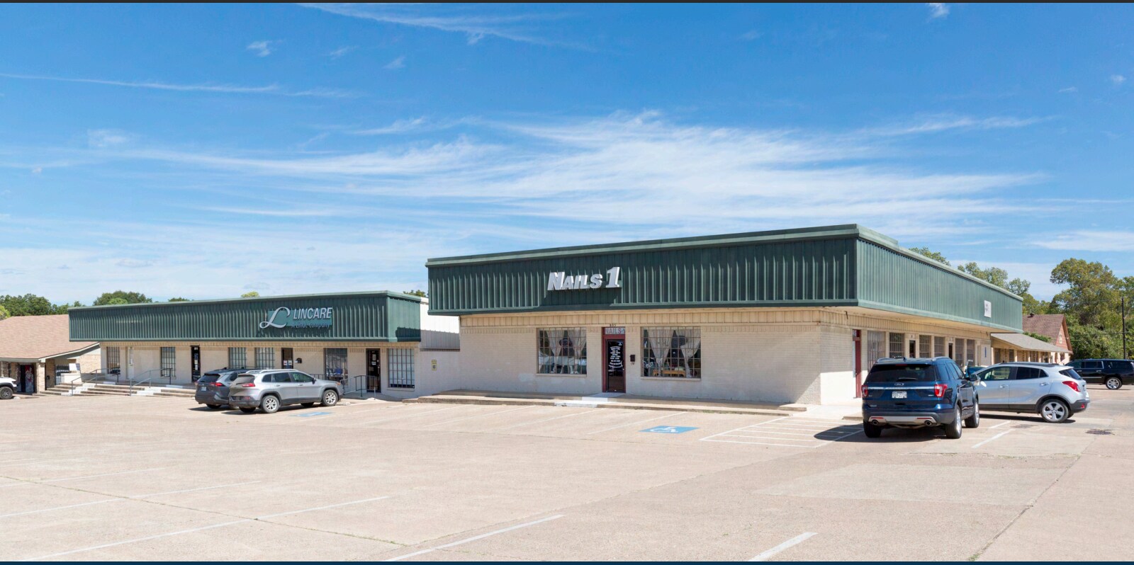 805-813 N Main St, Corsicana, TX à louer Photo de l’immeuble– Image 1 sur 7