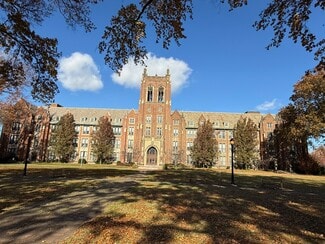 Plus de détails pour Former Campus of Notre Dame College – à vendre