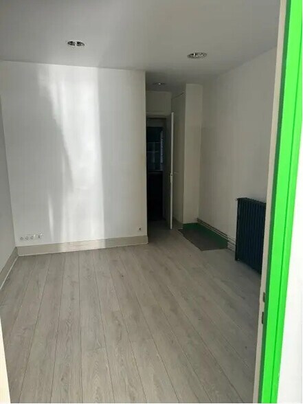 Local commercial dans Meudon à vendre - Photo de l’immeuble – Image 3 sur 4