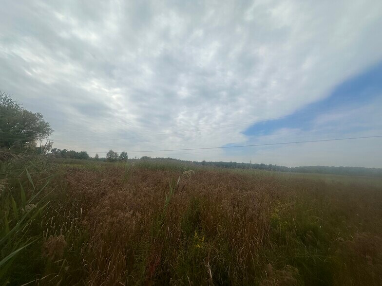 25 Mile Rd, Chesterfield Township, MI à vendre - Photo de l’immeuble – Image 3 sur 4