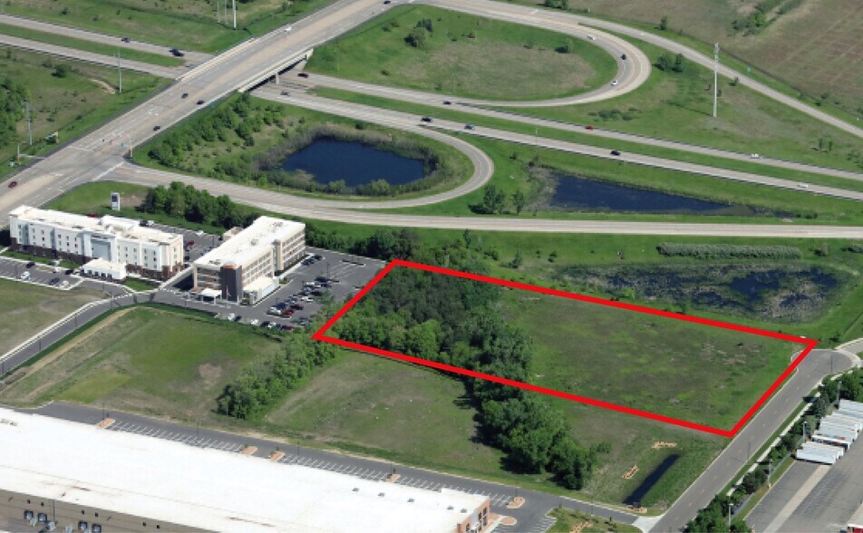 9501 Louisiana Ave, Brooklyn Park, MN à louer - Photo de l’immeuble – Image 3 sur 10