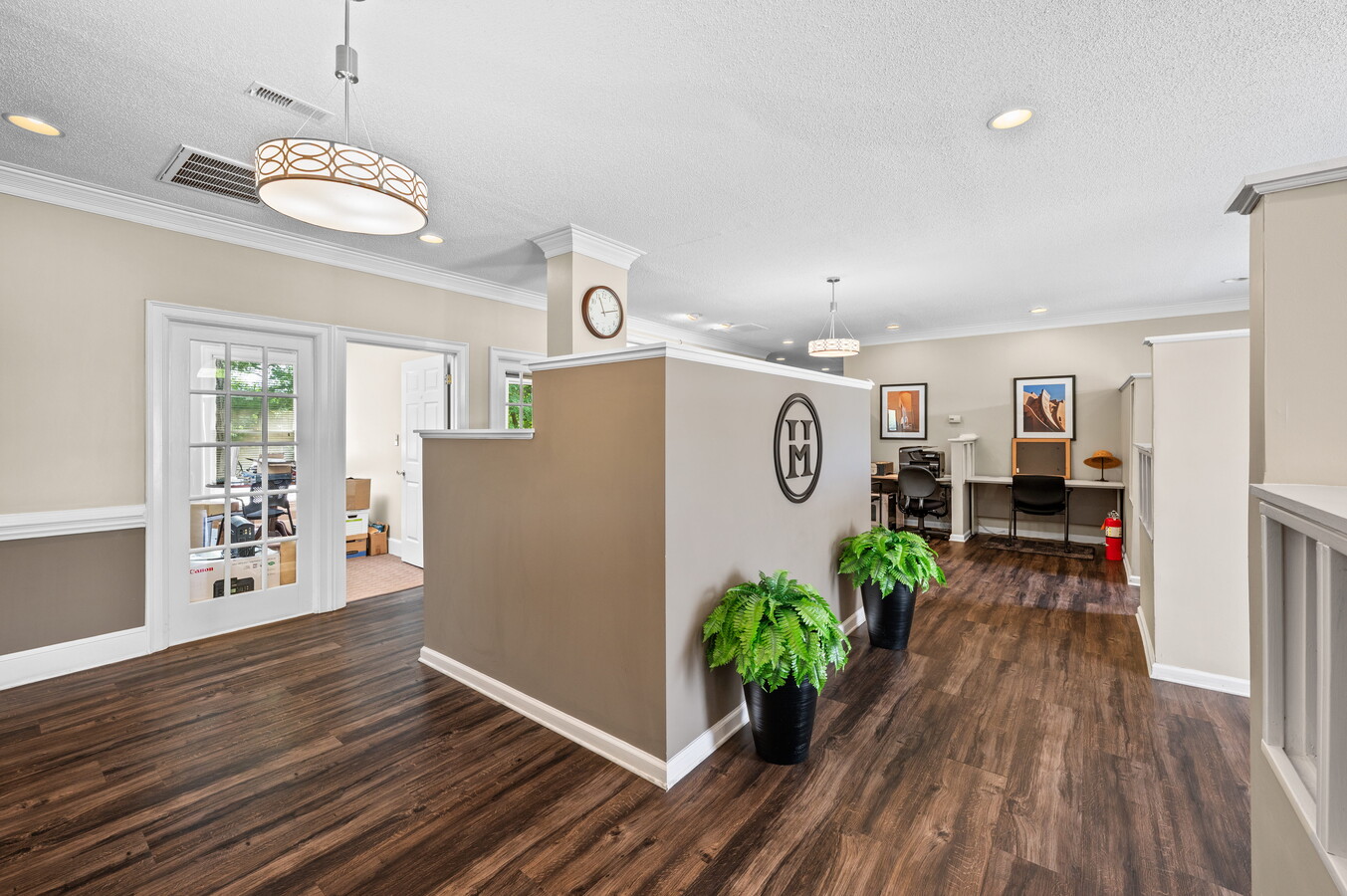 1348 Matthews Township Pky, Matthews, NC 28105 - Lot 200 - - Photo intérieure - Image 2 of 17