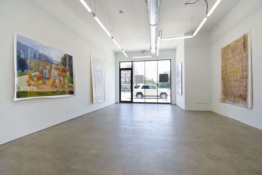 864 N Ashland Ave, Chicago, IL à louer - Photo de l’immeuble – Image 1 sur 14