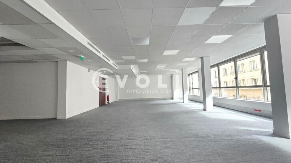 11 Rue Louis - Philippe, Neuilly-sur-Seine à louer - Photo de l’immeuble – Image 2 sur 9