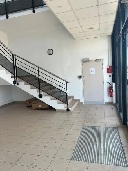 385 Rue De La Belle Etoile, Roissy-en-France à louer - Photo intérieure – Image 3 sur 30