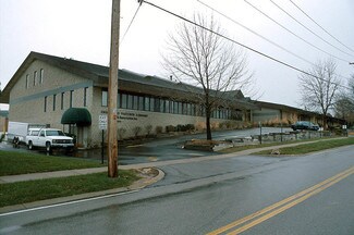Plus de détails pour 1900-1940 Craigshire Rd, Saint Louis, MO - Industriel/Logistique à louer