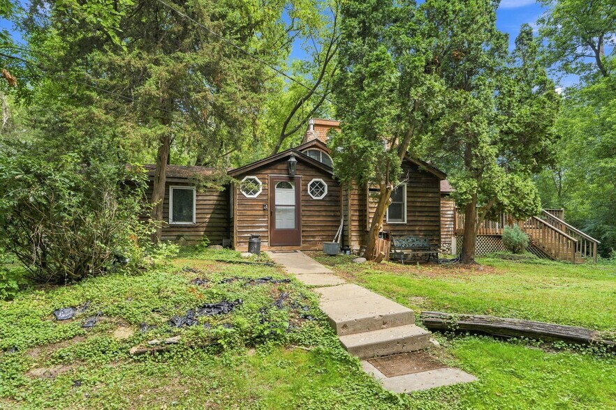 15320 Highwood Dr, Minnetonka, MN à vendre - Photo principale – Image 1 sur 25