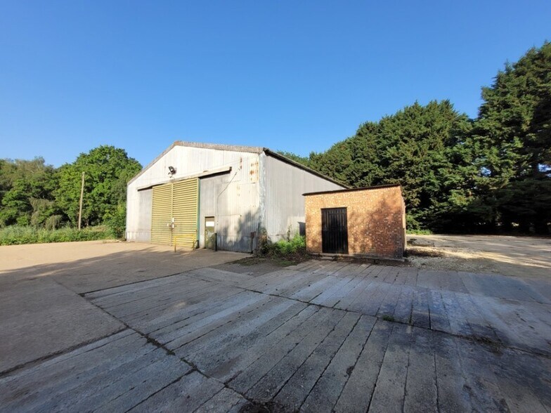 Drove Rd, Gamlingay à louer - Photo de l’immeuble – Image 2 sur 2