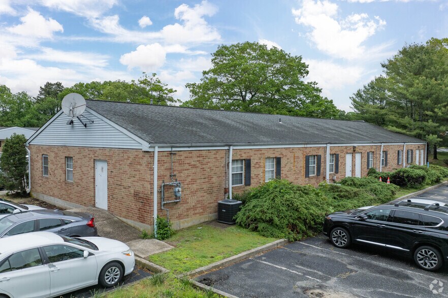 440-450 Waverly Ave, Patchogue, NY à louer - Photo de l’immeuble – Image 2 sur 4