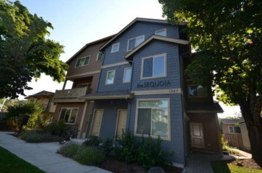 1367 High St, Eugene, OR à vendre - Photo principale – Image 1 sur 3