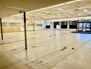 1630 Ocean Ave, San Francisco, CA à louer Photo intérieure– Image 2 sur 5