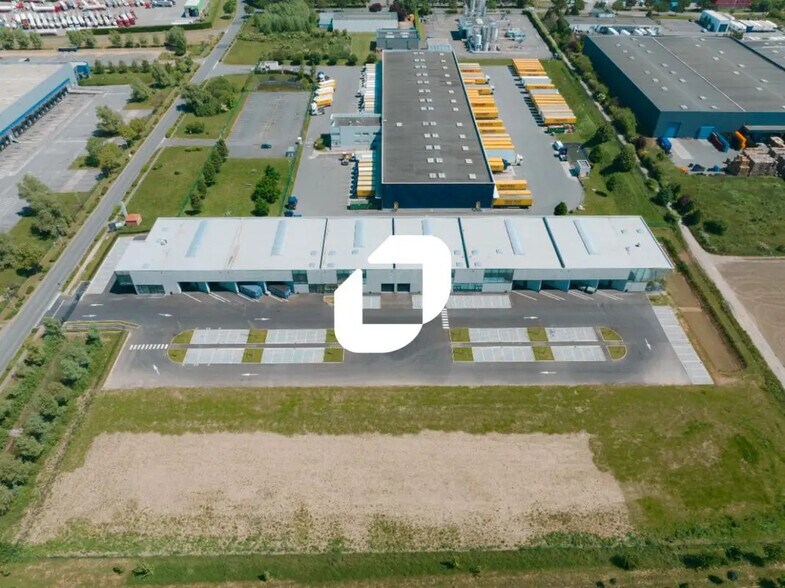 Local d’activités dans Carvin à louer - Aérien – Image 2 sur 5
